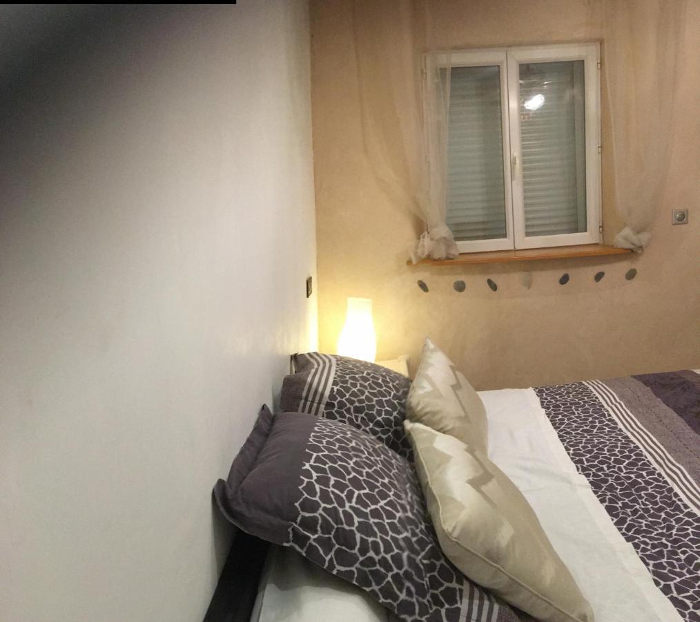 La Découverte, Jacuzzi, Sauna, et Terrasse avec vue sur lac à la campagne entre Toulouse et Auch Catonvielle Exterior foto