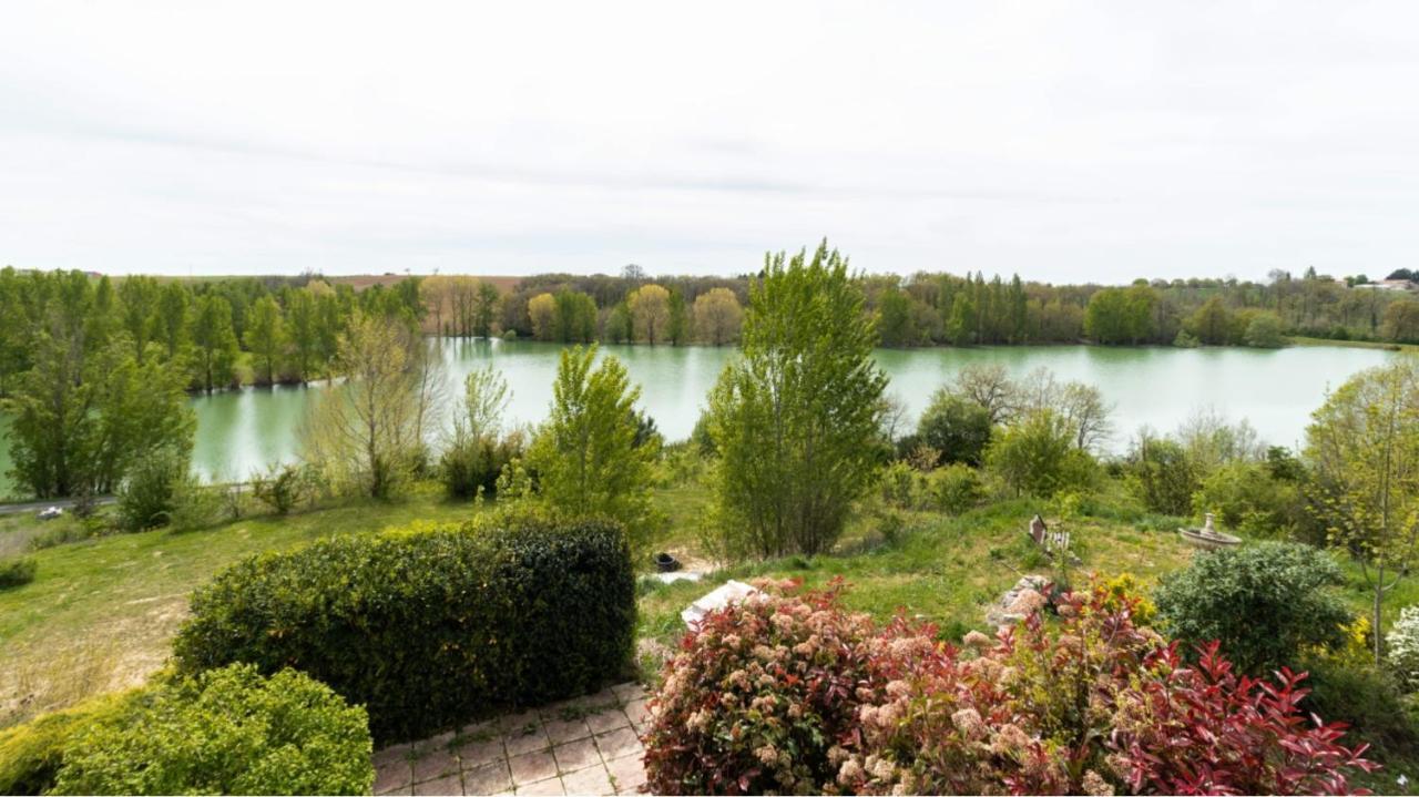 La Découverte, Jacuzzi, Sauna, et Terrasse avec vue sur lac à la campagne entre Toulouse et Auch Villa Catonvielle Exterior foto